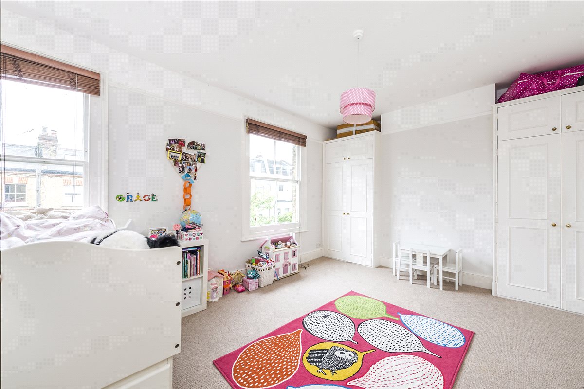 3 bedroom House, Nottingham Road, London, SW17 - , Image 8