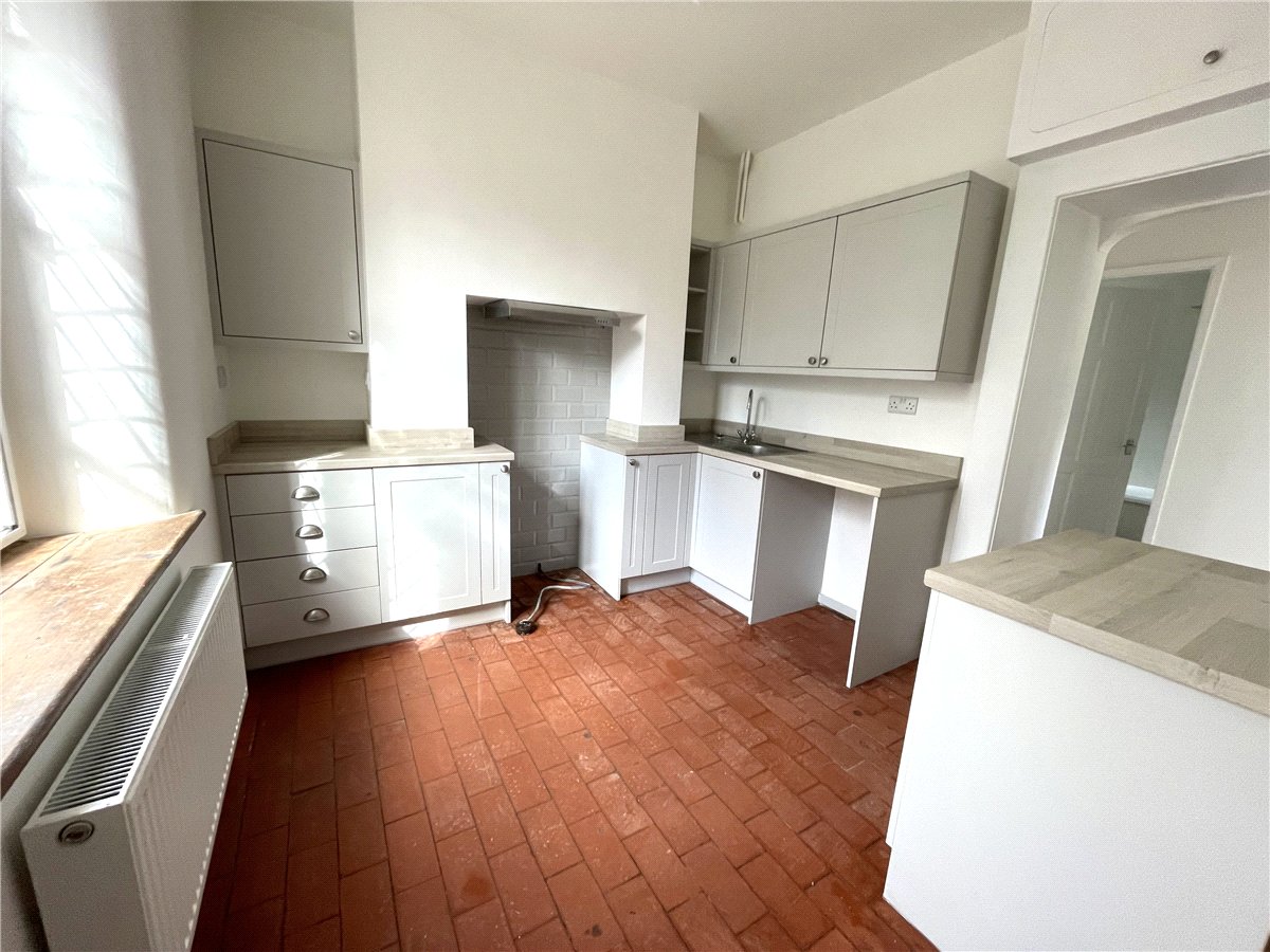 2 bedroom House, Pentre Pant, Oswestry, SY10 - Available, Image 2
