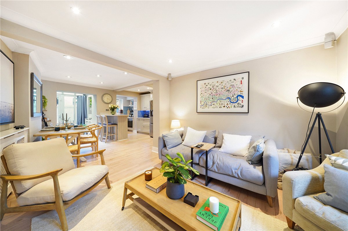 2 bedroom Maisonette, Parkville Road, London, SW6 - Sold
