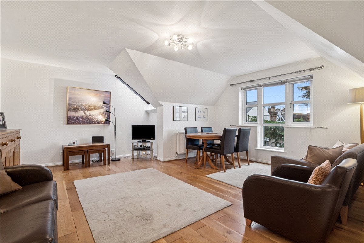 2 bedroom Flat, Roma Court, St. James's Drive, SW12 - Sold STC, Image 4