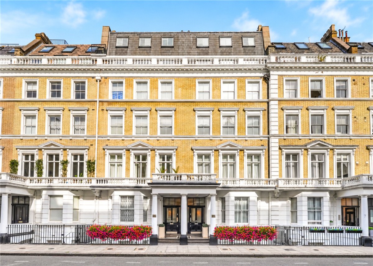 2 bedroom Flat, Manson Place, South Kensington, SW7 - Available, Image 9