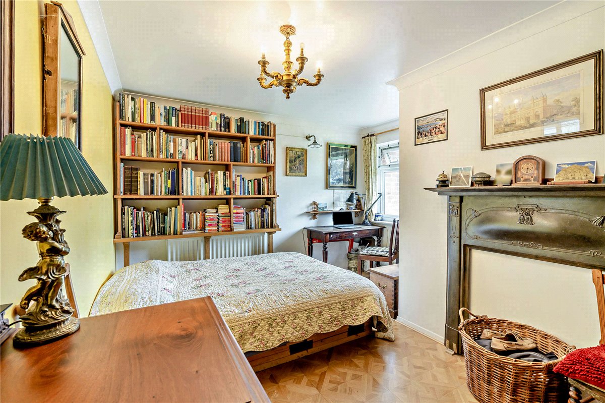 3 bedroom Bungalow, Downs Close, Eastbury, RG17 - Available, Image 19