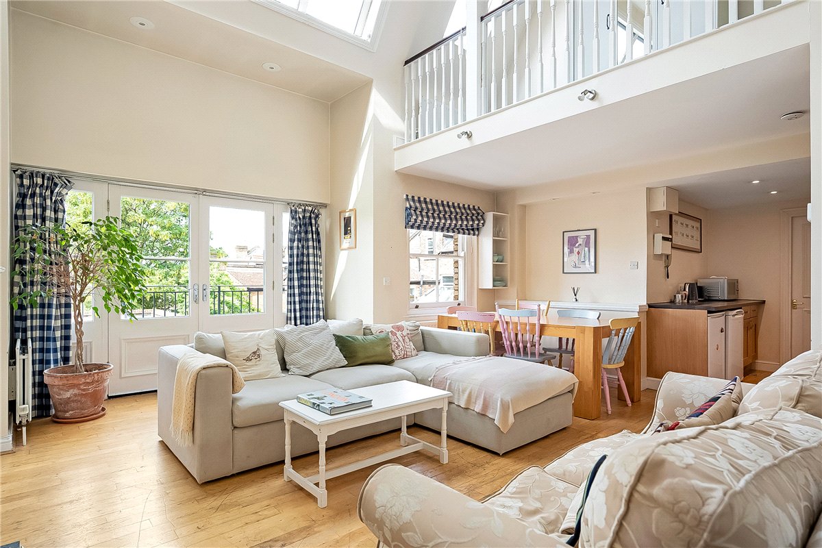 3 bedroom Maisonette, Fullerton Road, London, SW18 - Available, Image 13