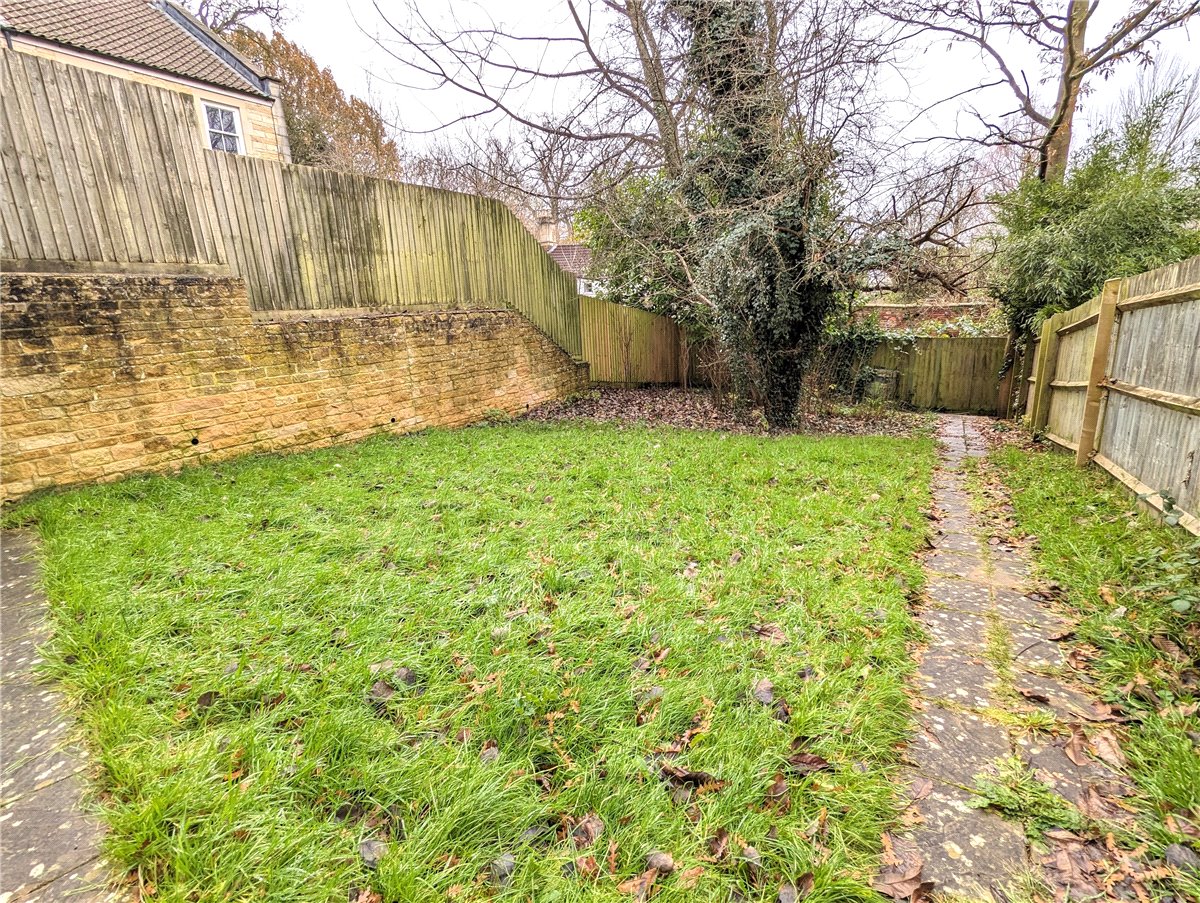 2 bedroom Flat, Eveleigh Avenue, Bath, BA1 - Sold, Image 6