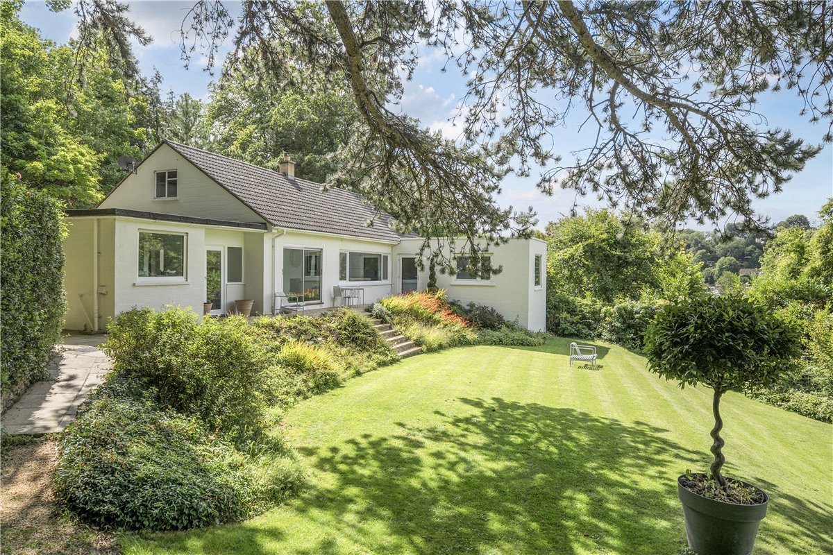 4 bedroom House, Winsley Hill, Limpley Stoke, BA2 - Available