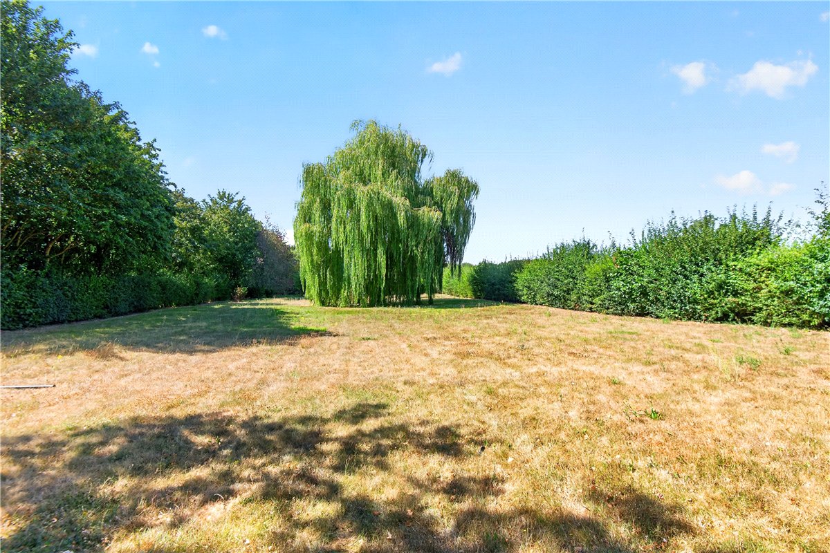 5 bedroom House, Whitethorn Close, Stoke Mandeville, HP22 - Available, Image 20