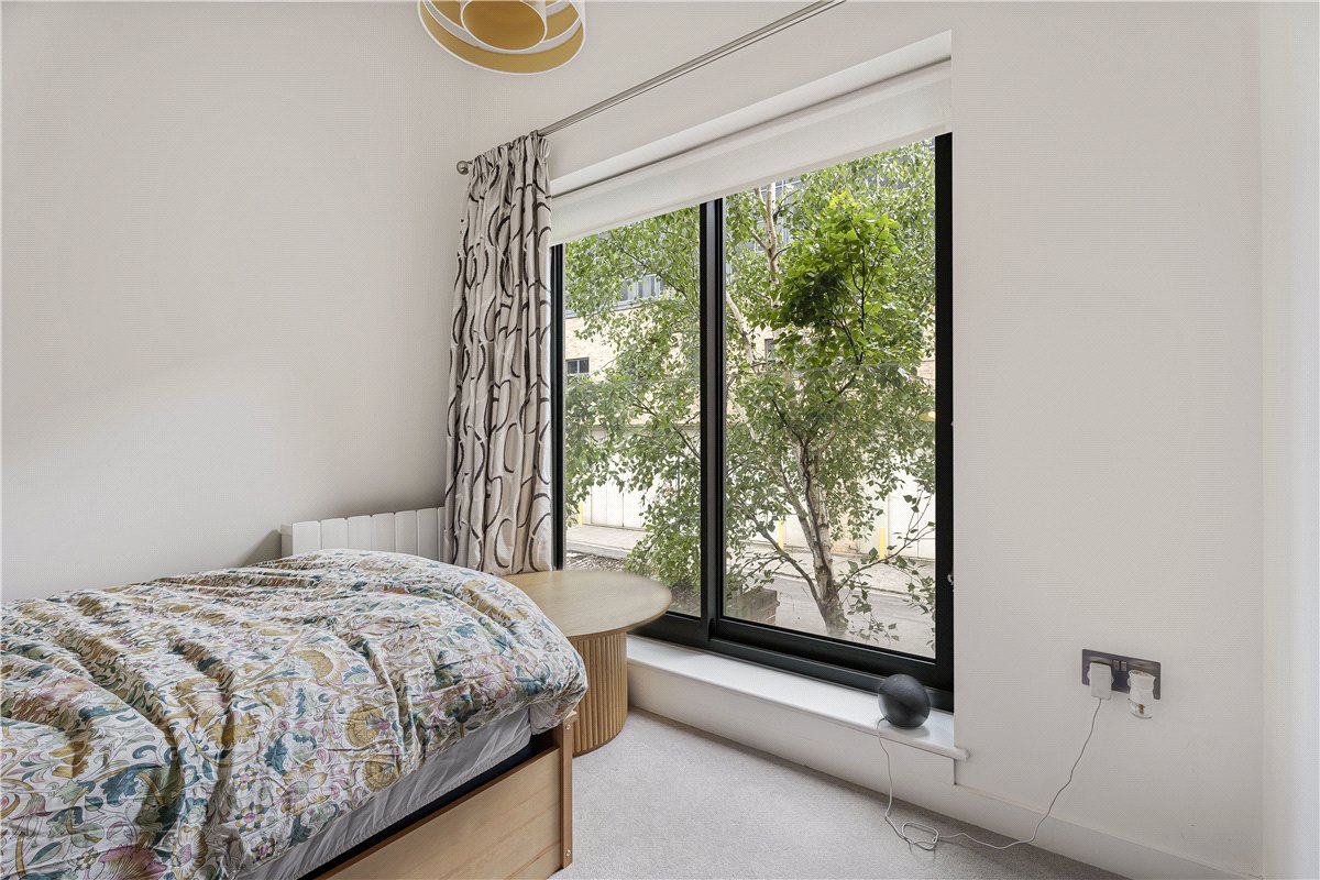 2 bedroom House, Wellington Street, Oxford, OX2 - , Image 13