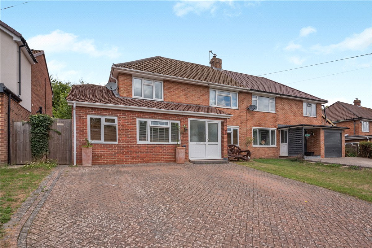 4 bedroom House, Teg Down Meads, Winchester, SO22 - Available