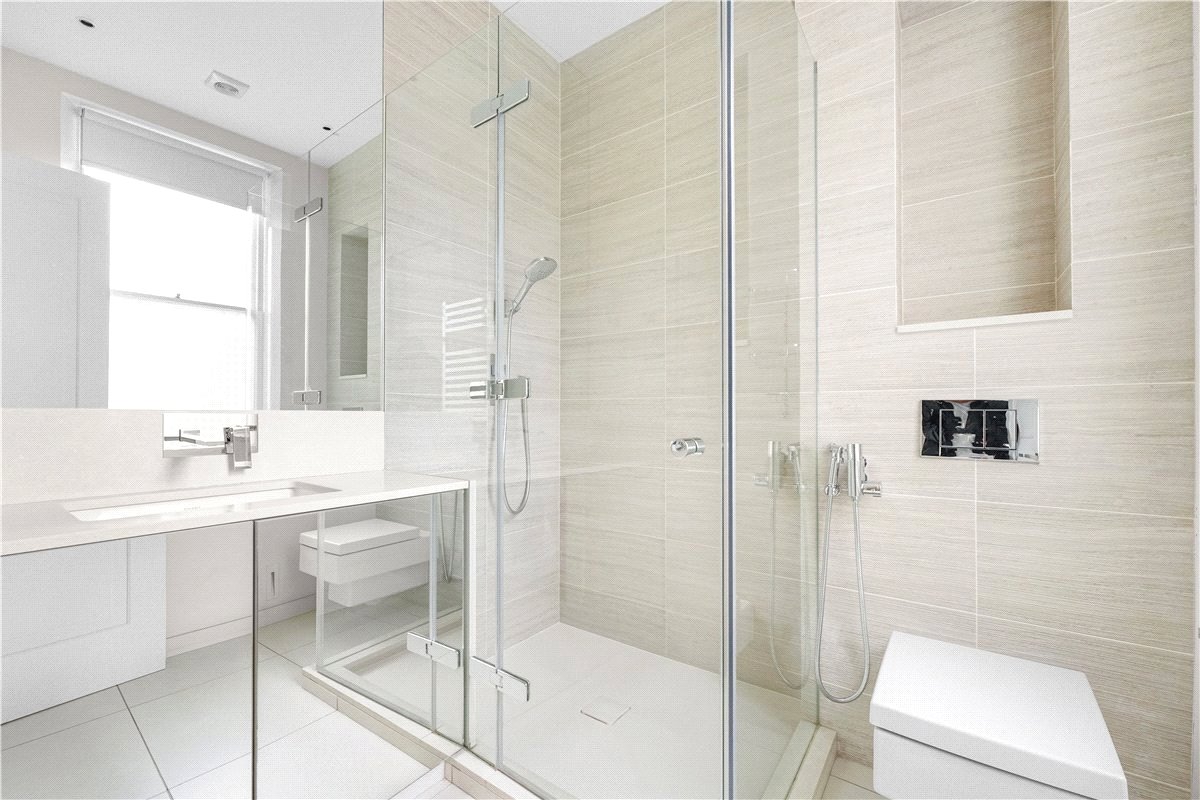 4 bedroom Flat, Wynnstay Gardens, Kensington, W8 - Available, Image 26