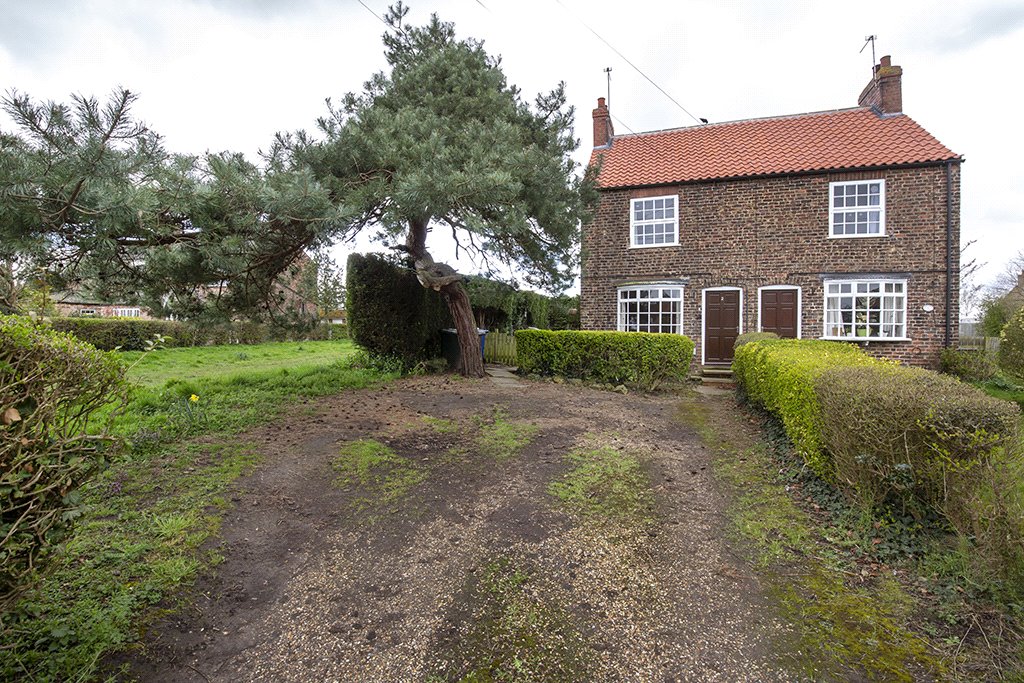 2 bedroom Cottage, Garmancarr Lane, Wistow, YO8 - 