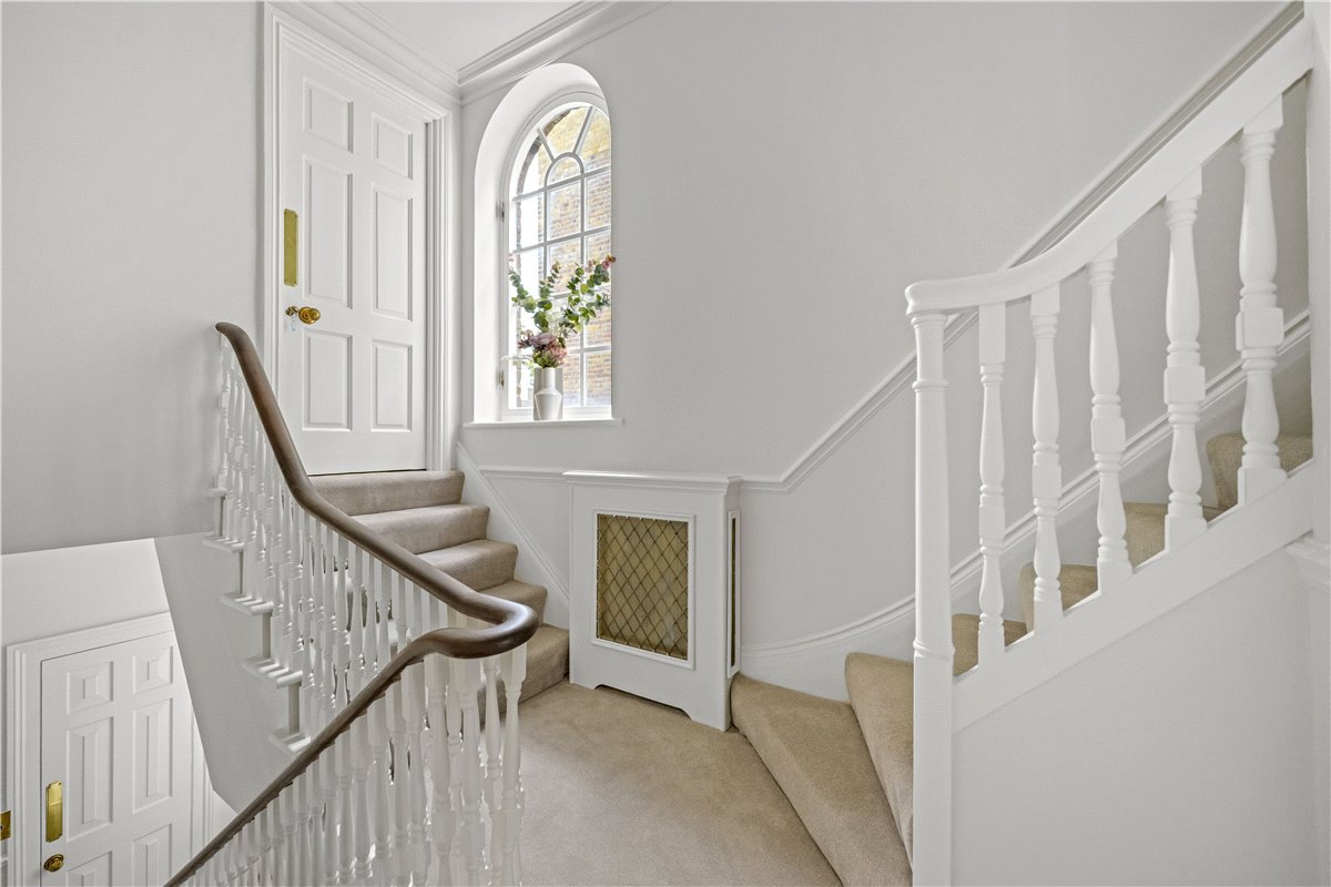 6 bedroom House, Ennismore Gardens, Knightsbridge, SW7 - Available, Image 17