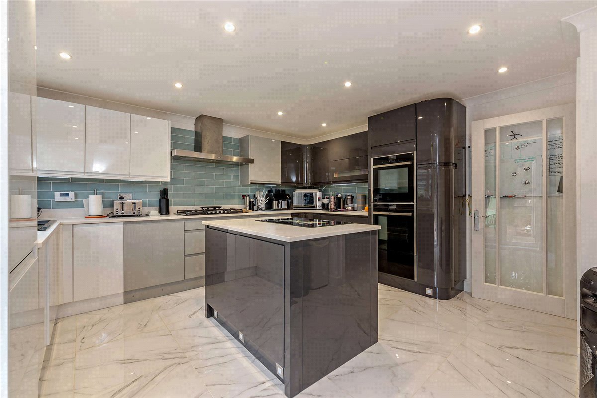 5 bedroom House, Haysoms Drive, Greenham, RG19 - Sold STC, Image 11