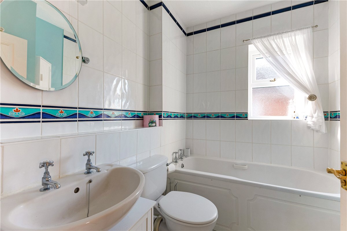 4 bedroom House, Chandlers Lane, Aldbourne, SN8 - Available, Image 8