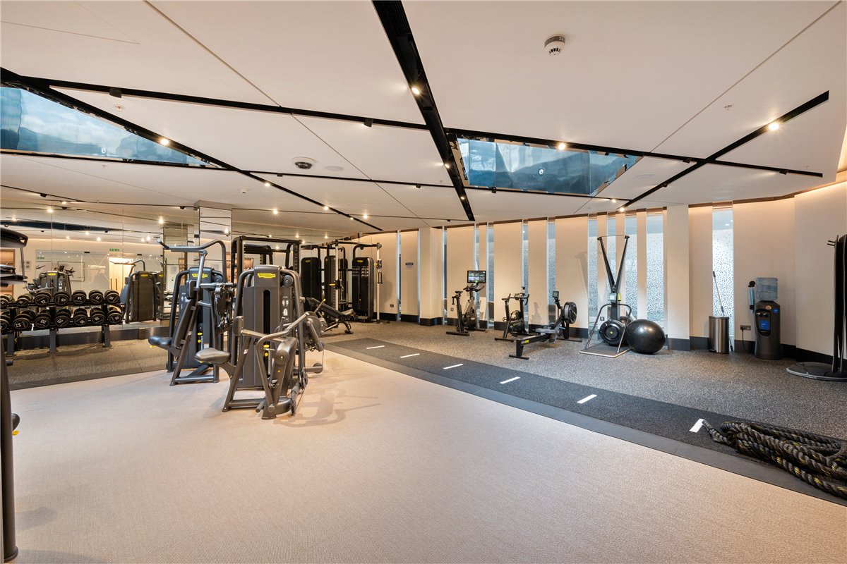 6 bedroom Flat, Waterfront Drive, Chelsea Waterfront, SW10 - Available, Image 2