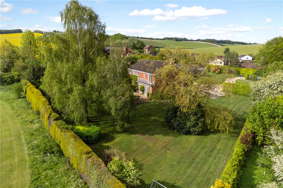 5 bedroom House, Southward Lane, Aldbourne, SN8 - Available