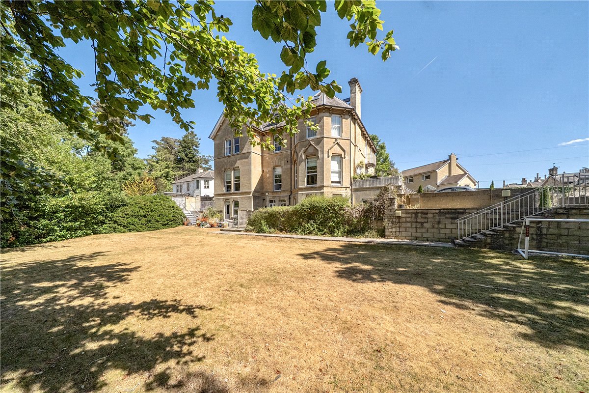 3 bedroom Flat, Weston Lane, Bath, BA1 - Available, Image 4