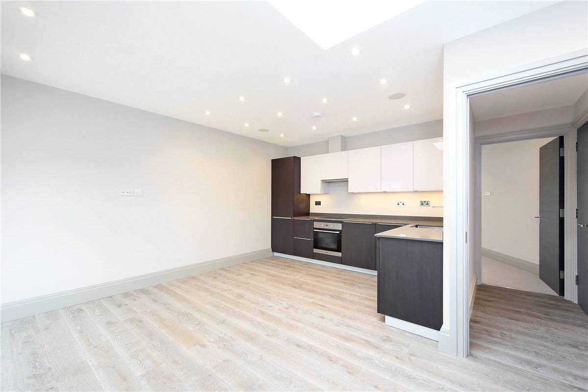 1 bedroom Flat, Grayton House, 498-504 Fulham Road, SW6 - Available