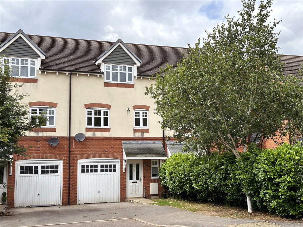 3 bedroom House, Bracken Way, Harworth, DN11 - 