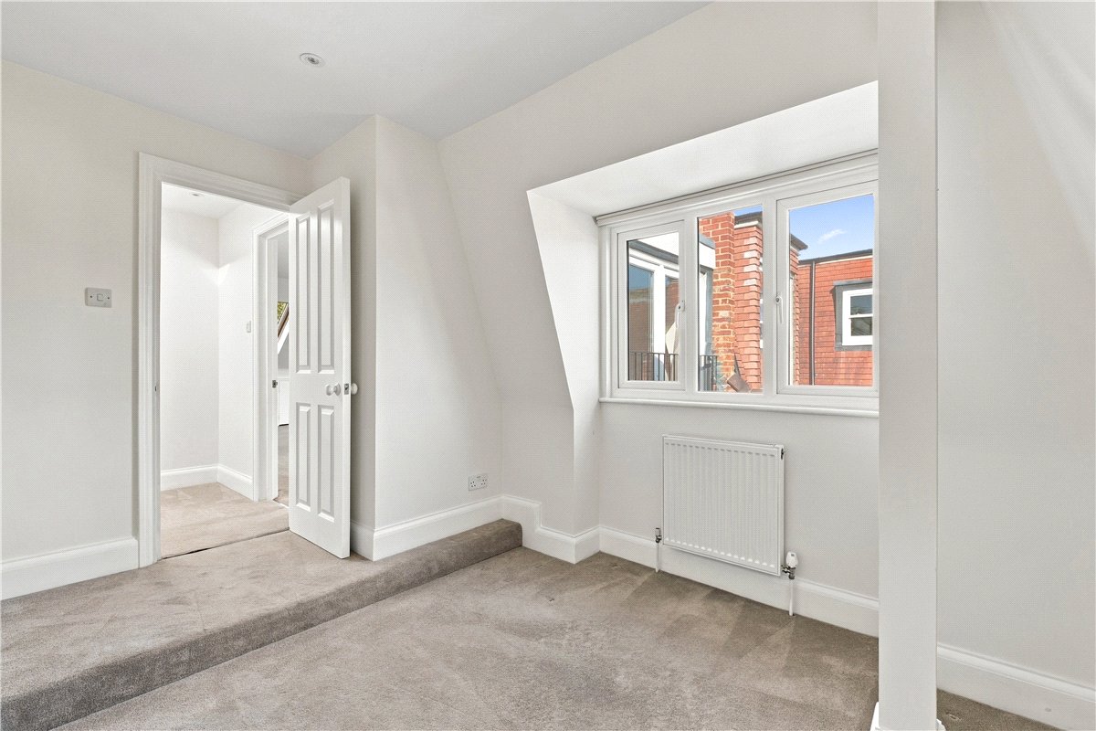 5 bedroom House, Magdalen Road, London, SW18 - Available, Image 15