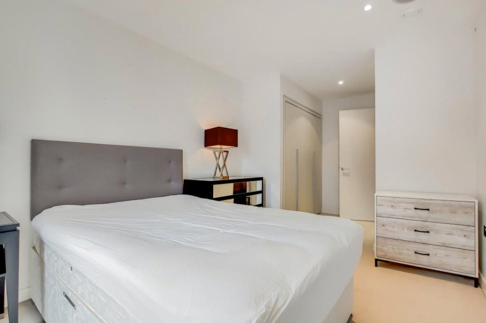 1 bedroom Flat, Gatliff Road, Pimlico, SW1W - Available, Image 3