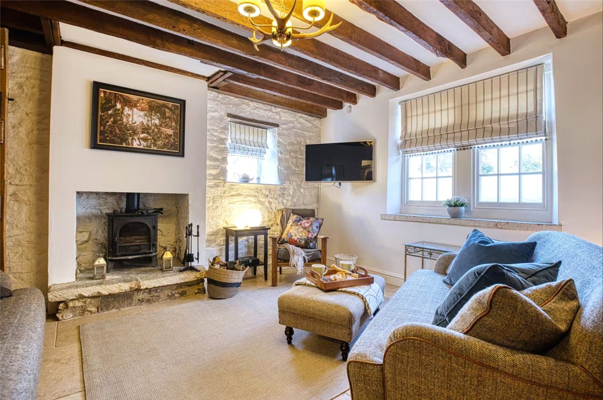 2 bedroom House, Winsley Road, Bradford-on-Avon, BA15 - Under Offer, Image 1