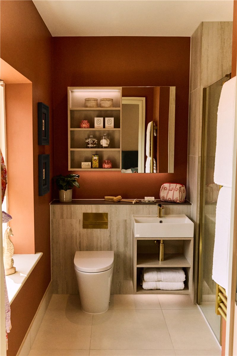 4 bedroom House, London Square Wandsworth Common, Springfield Drive, SW17 - Available, Image 5