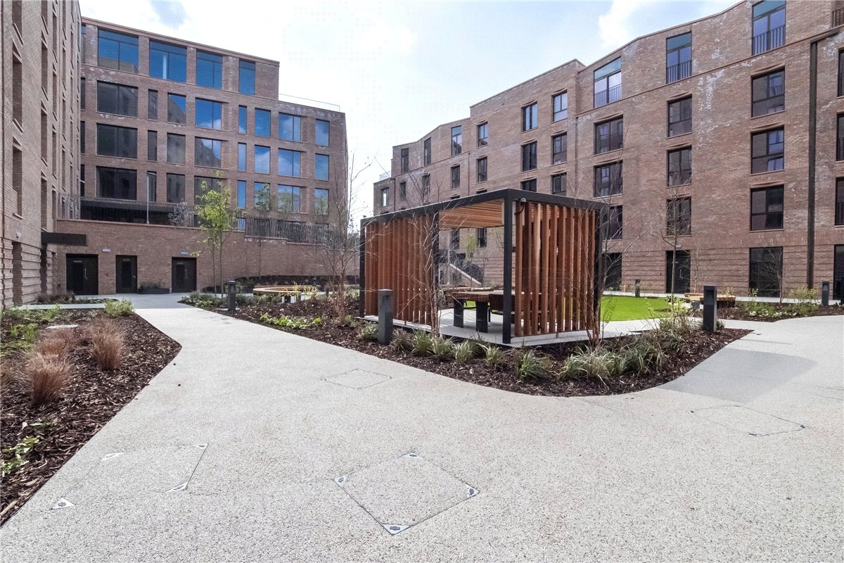 2 bedroom Flat, Kings, Hudson Quarter, YO1 - Available, Image 12