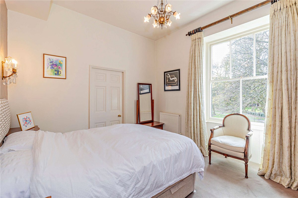 5 bedroom House, Church Square, Harrogate, HG1 - Available, Image 11
