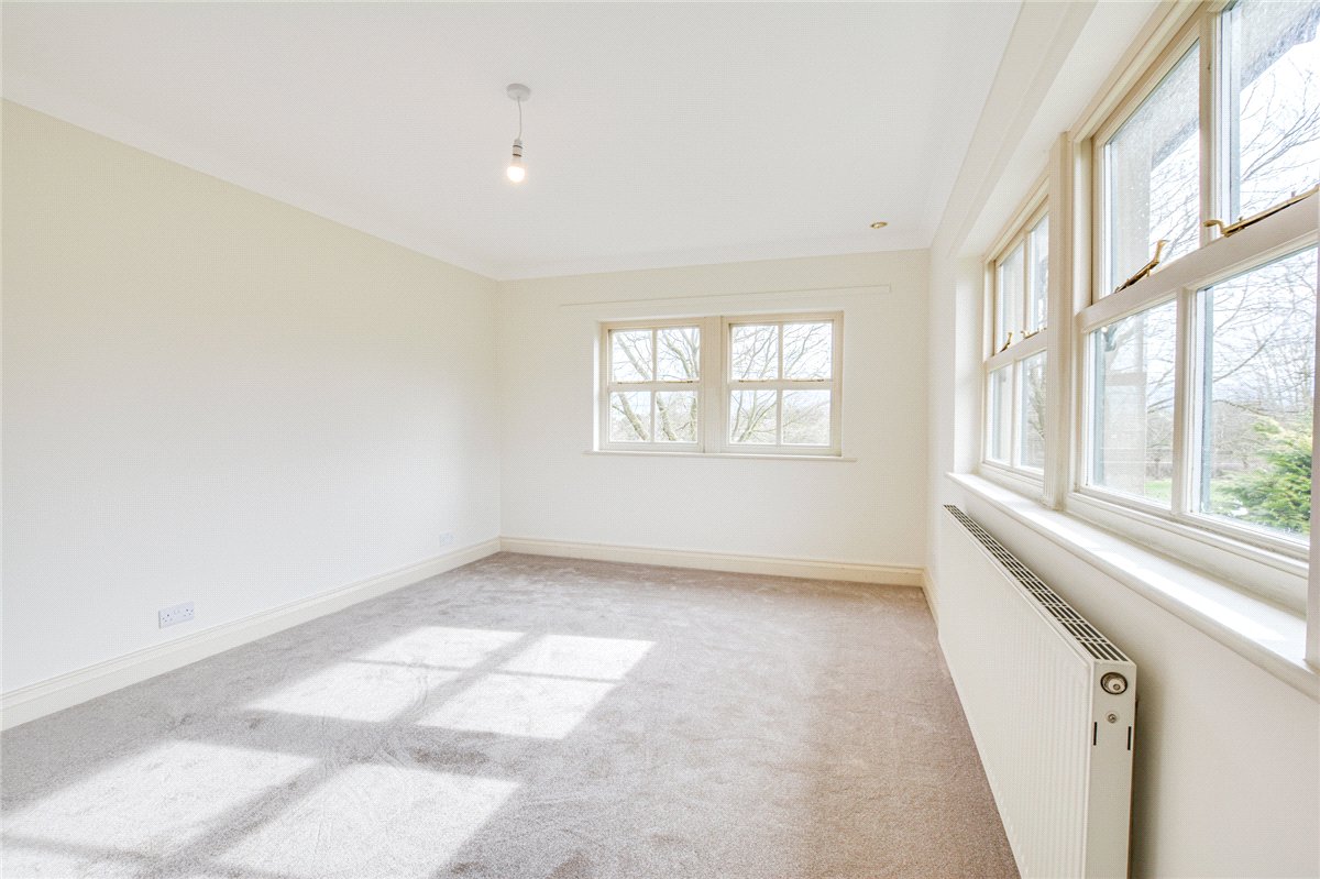 4 bedroom House, Glazebrook Lane, Glazebrook, WA3 - Available, Image 4