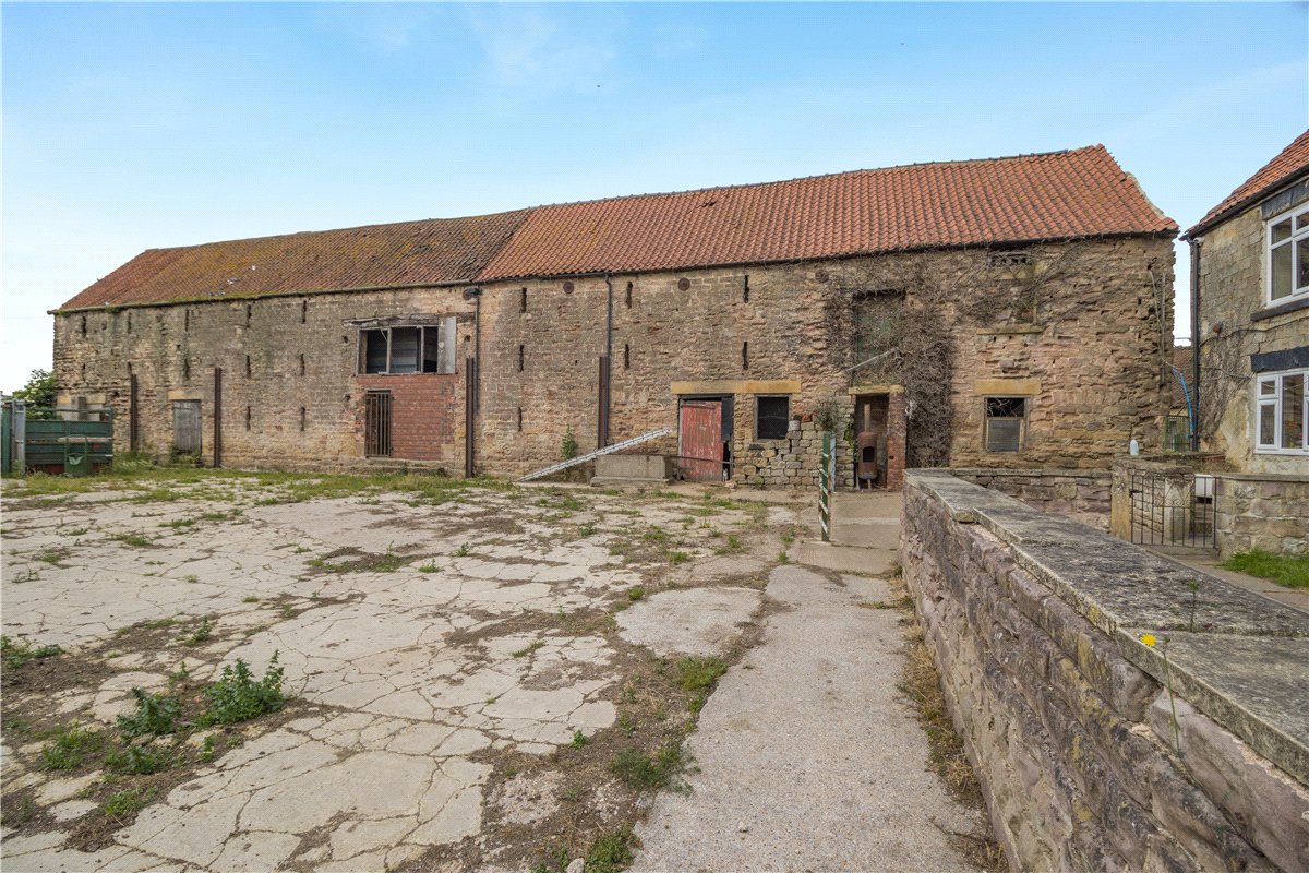   Farm, Harthill Field Road, Harthill, S26 - Available, Image 7