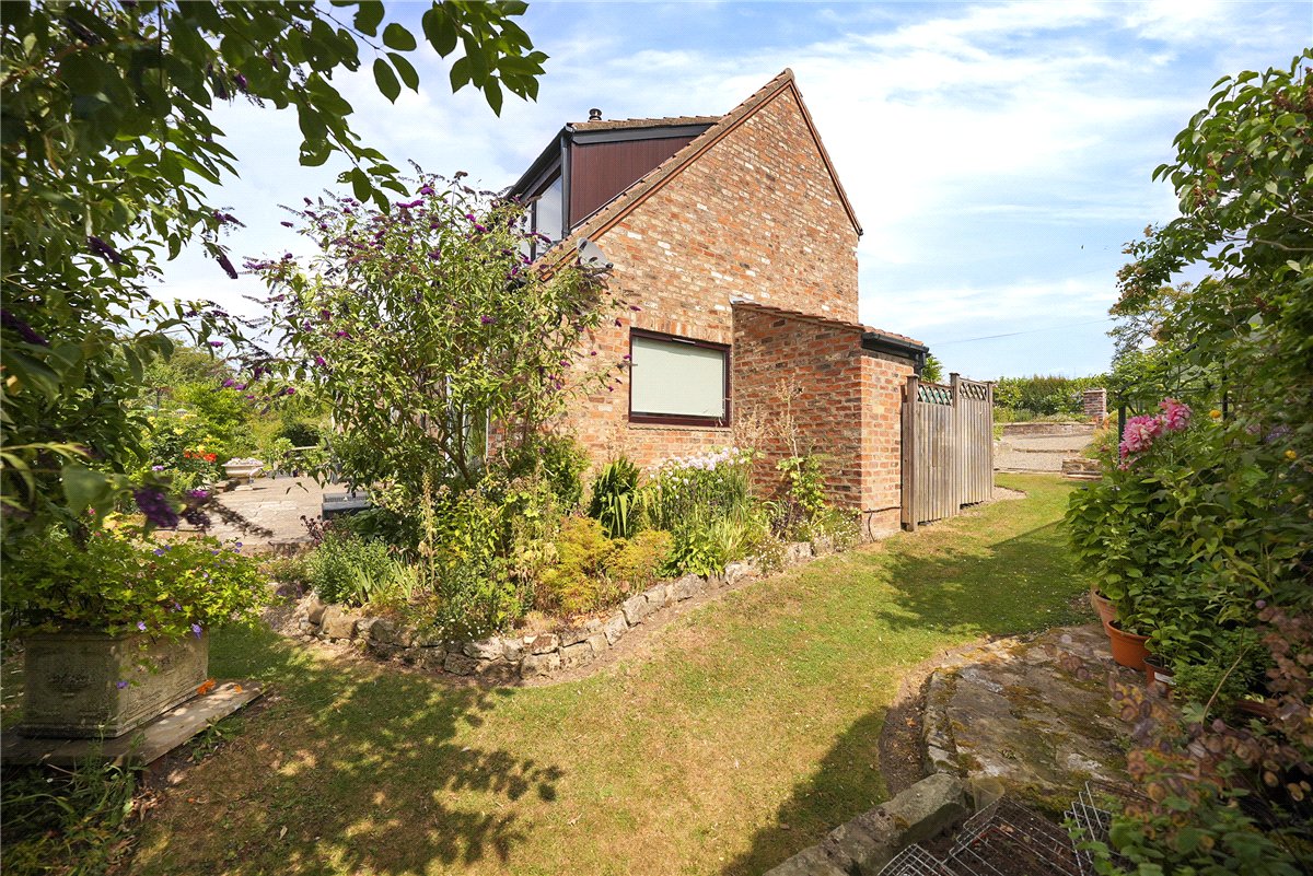 3 bedroom House, Marsh Lane, Bolton Percy, YO23 - Available, Image 29