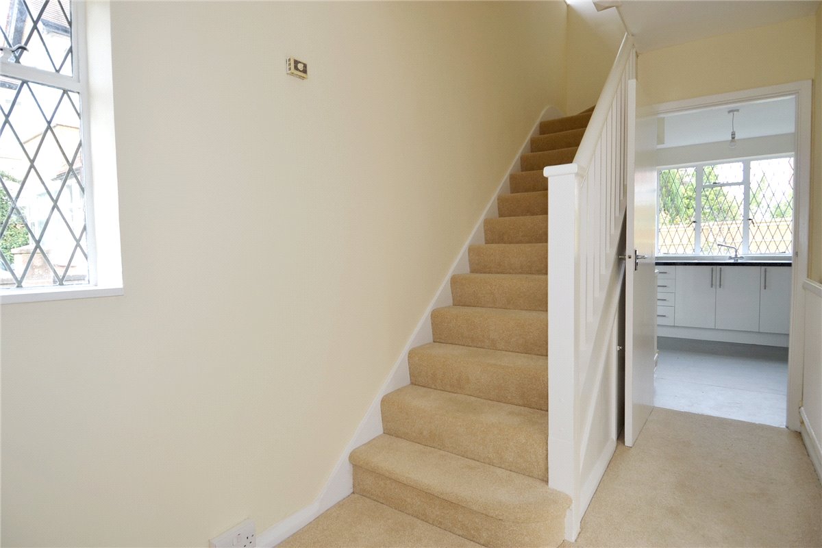 3 bedroom Cottage, Richmond Road, Kingston Upon Thames, KT2 - , Image 6
