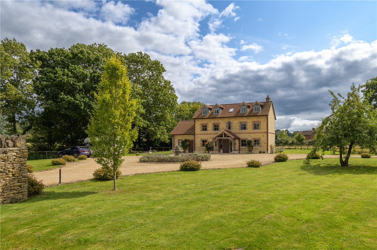 5 bedroom House, Lower Woodrow, Forest, SN12 - Sold, Image 8