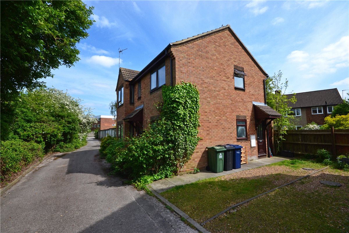 2 bedroom Maisonette, Misty Meadows, Howard Road, CB5 - 