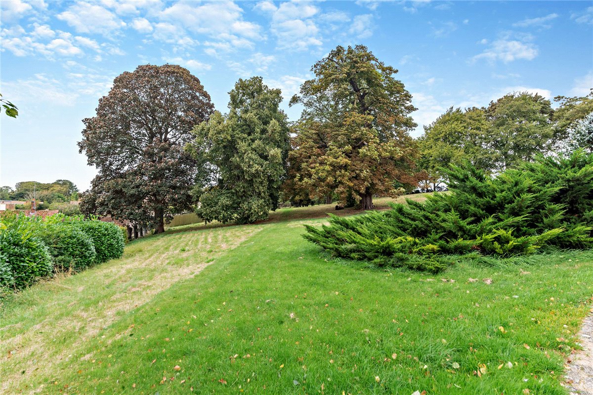 6 bedroom House, The Maltings, West Ilsley, RG20 - Available, Image 2