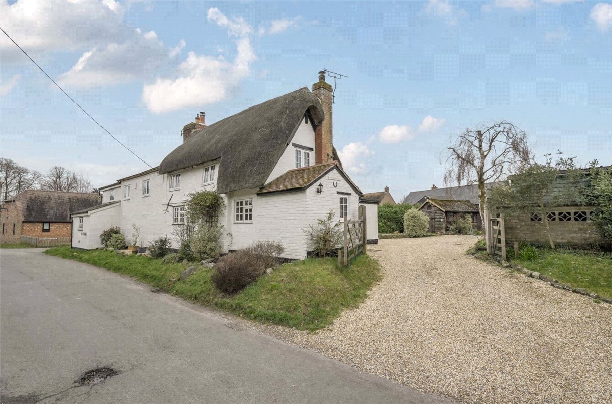 3 bedroom House, Milton Lilbourne, Pewsey, SN9 - Available