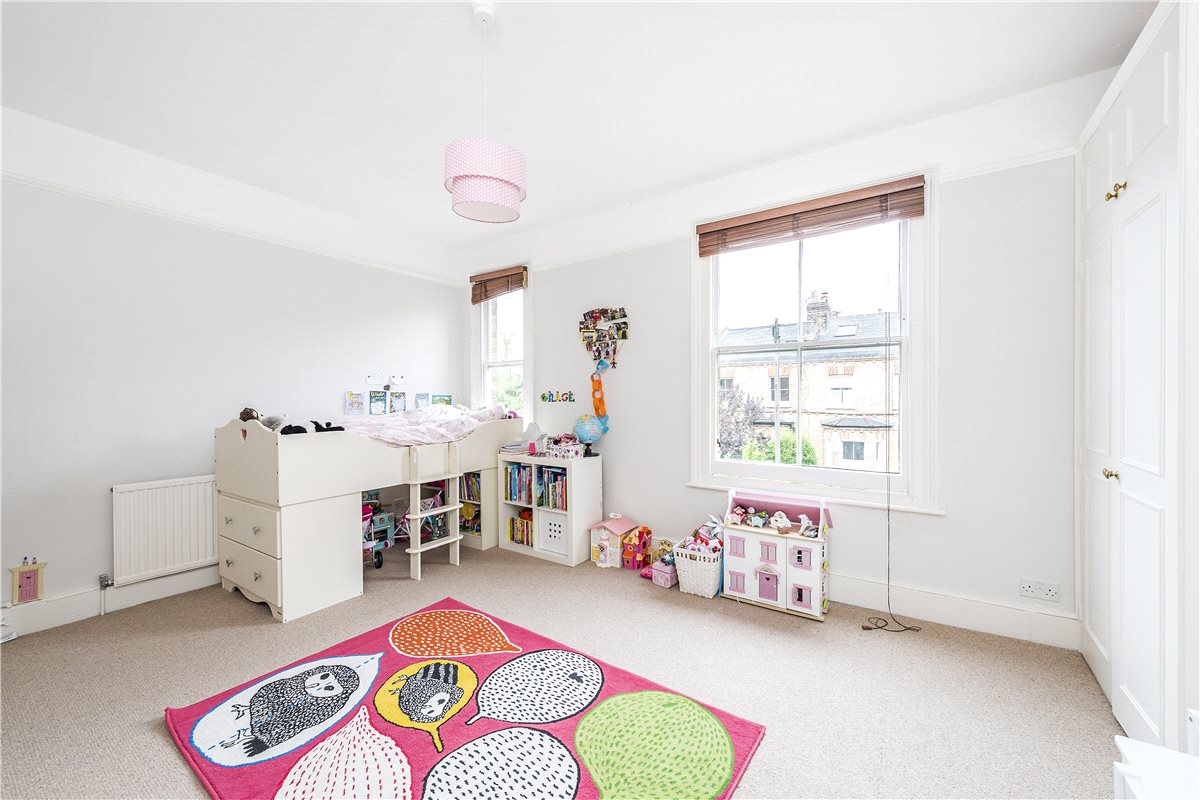 3 bedroom House, Nottingham Road, London, SW17 - , Image 9
