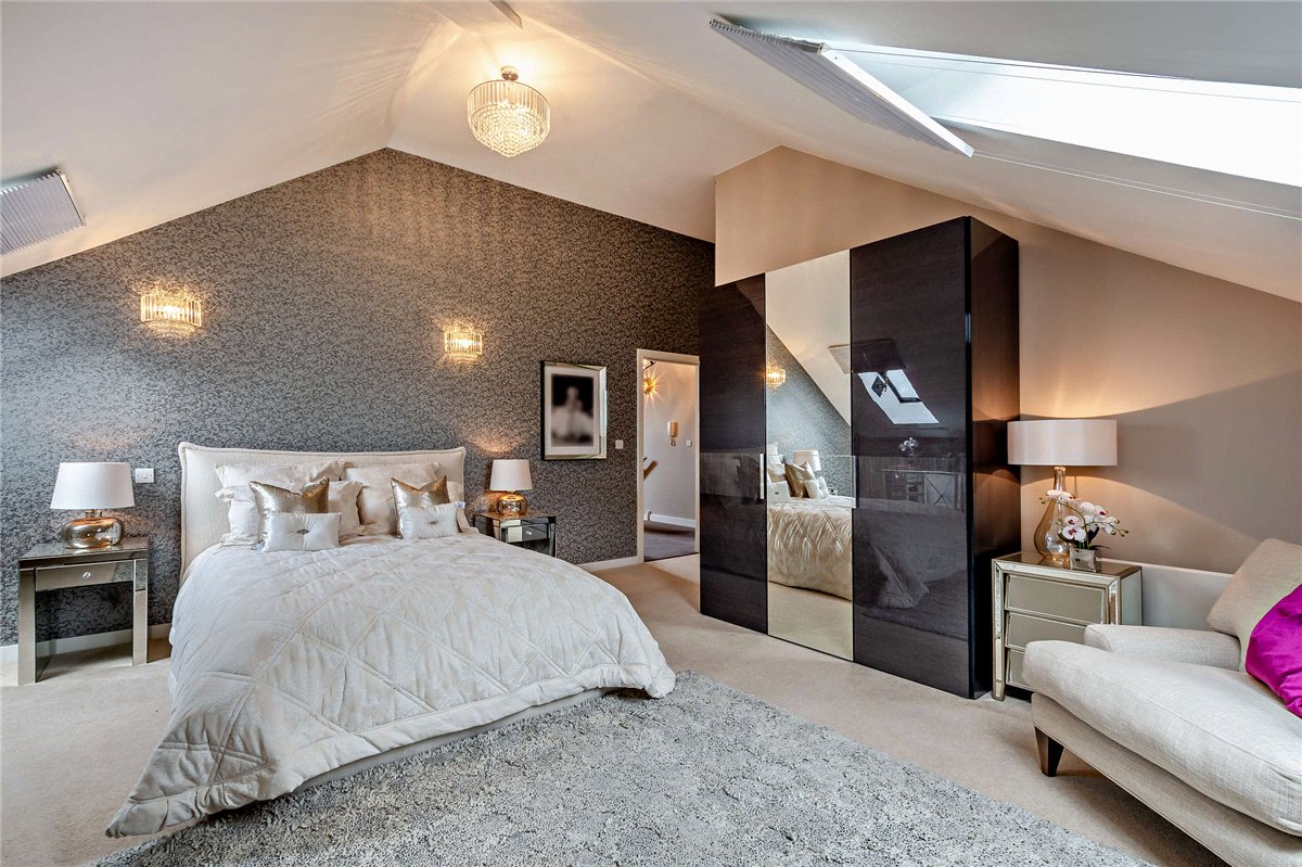 3 bedroom Flat, Sicklinghall Road, Wetherby, LS22 - Available, Image 9