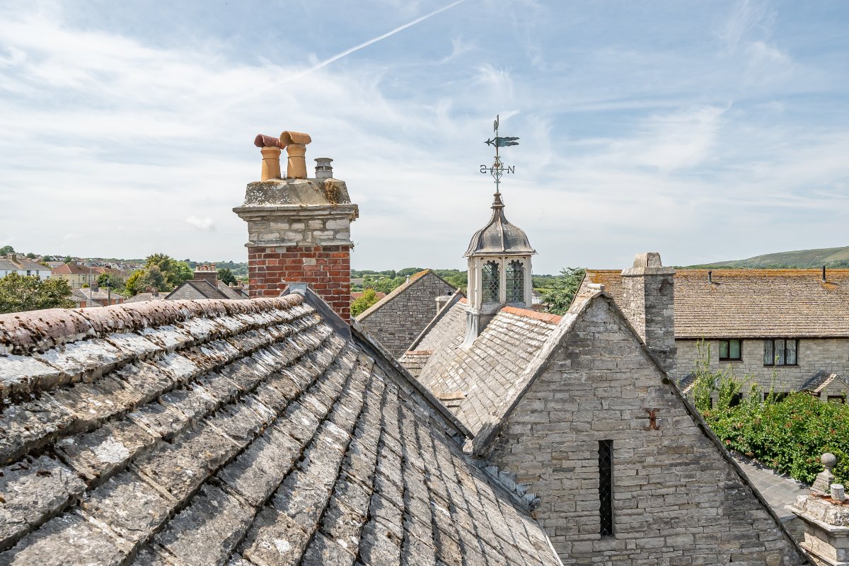 8 bedroom House, High Street, Swanage, BH19 - Available, Image 37