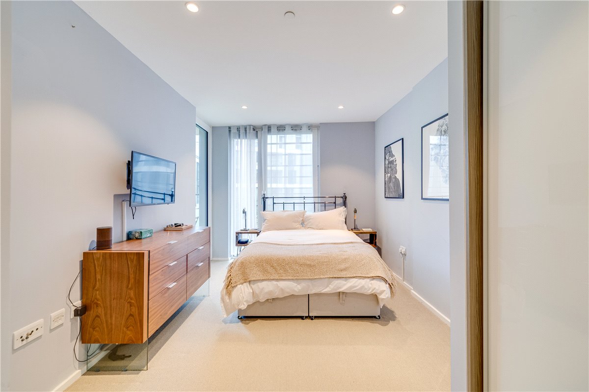 1 bedroom Flat, Buckhold Road, London, SW18 - Sold, Image 11