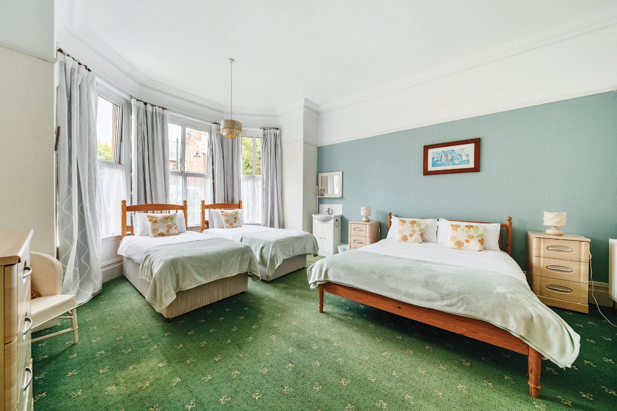 14 bedroom Flat, 1 The Esplanade, Minehead, TA24 - Sold STC, Image 19