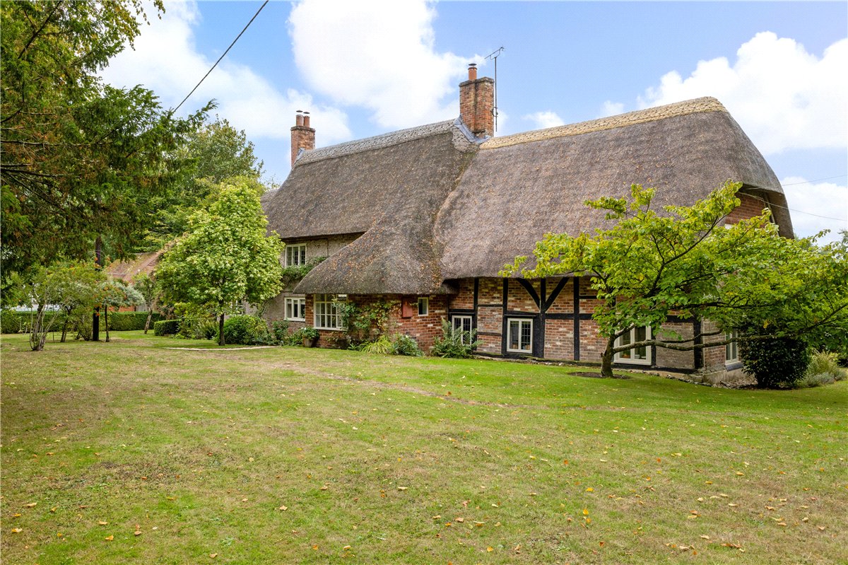 4 bedroom House, West Stowell, Marlborough, SN8 - Available, Image 32