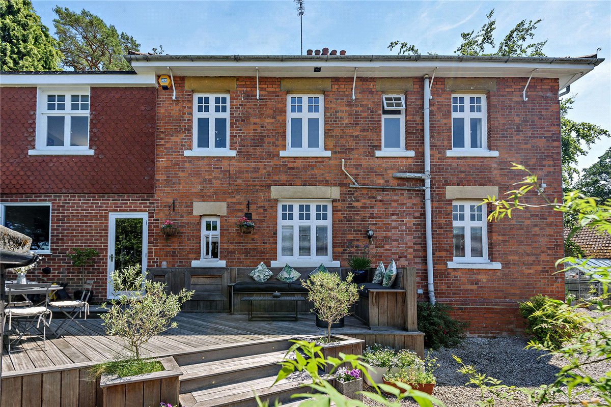 5 bedroom House, Fairview, Andover Road, RG14 - Available, Image 27