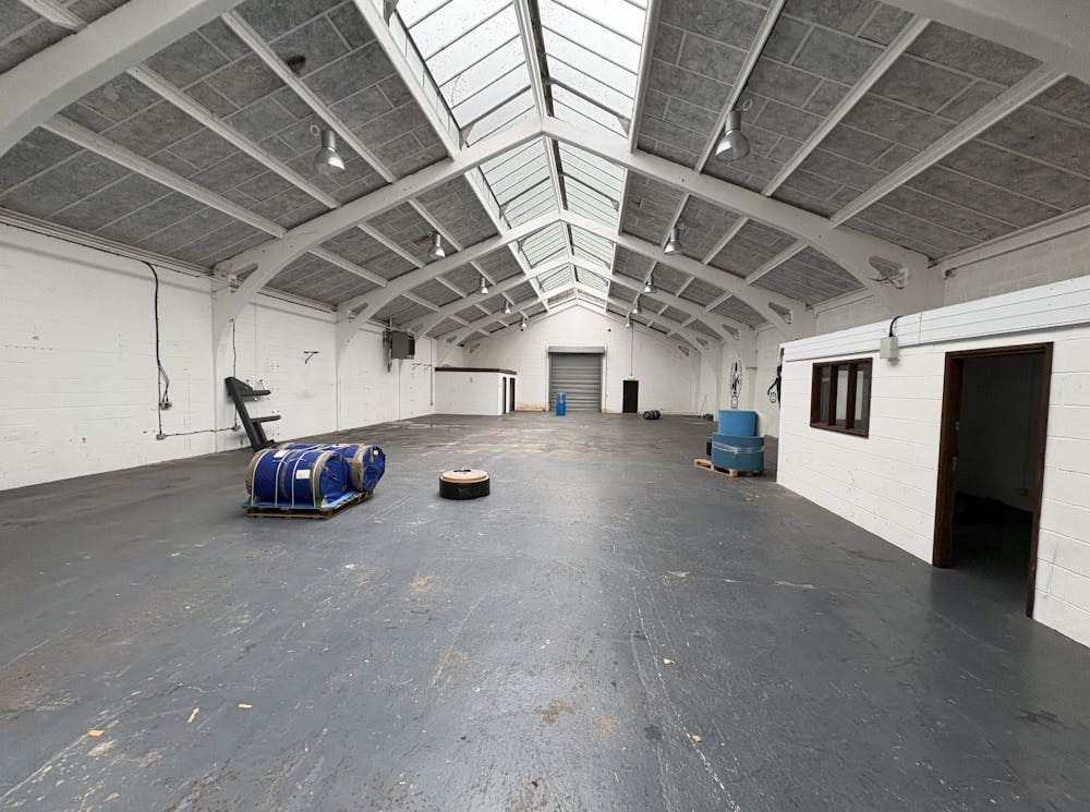 5826 Sq Ft, Vallis Trading Estate, Frome, BA11 - Available, Image 1