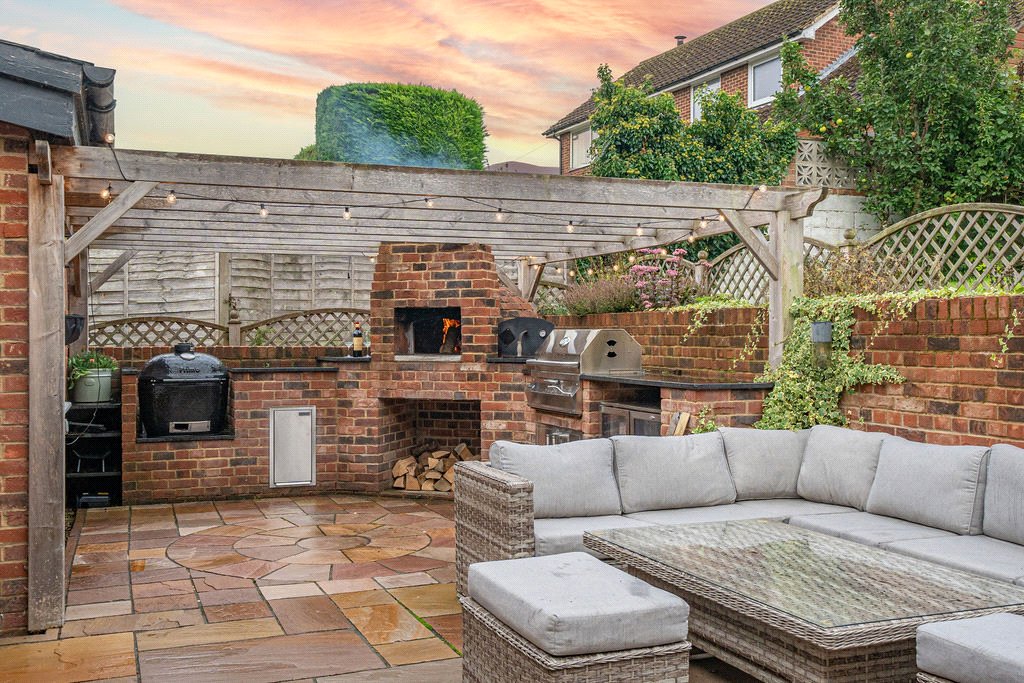 5 bedroom House, Hurstbourne Priors, Whitchurch, RG28 - Available, Image 3