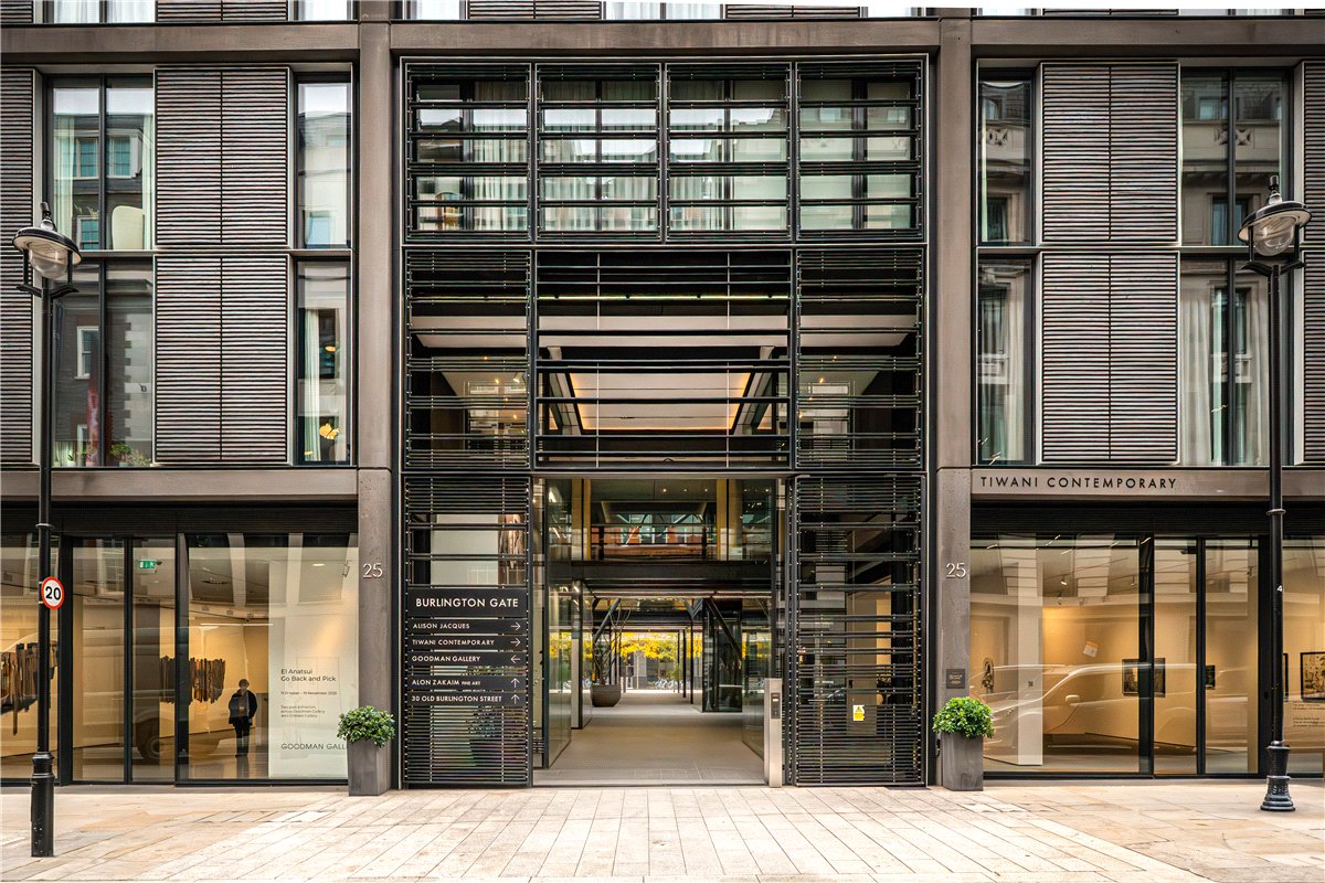 2 bedroom Flat, Cork Street, Mayfair, W1S - Available, Image 19