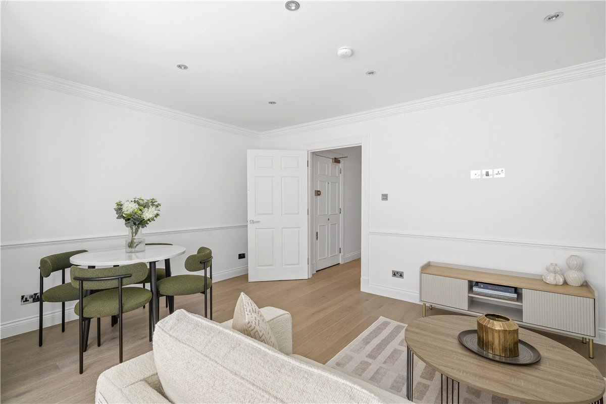 2 bedroom Flat, Manson Place, South Kensington, SW7 - , Image 23