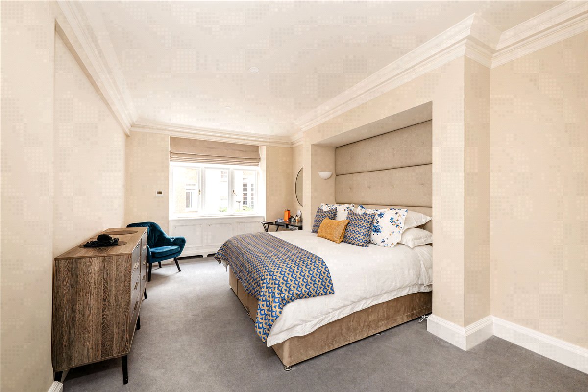 1 bedroom Flat, Woods Mews, Mayfair, W1K - Available, Image 4