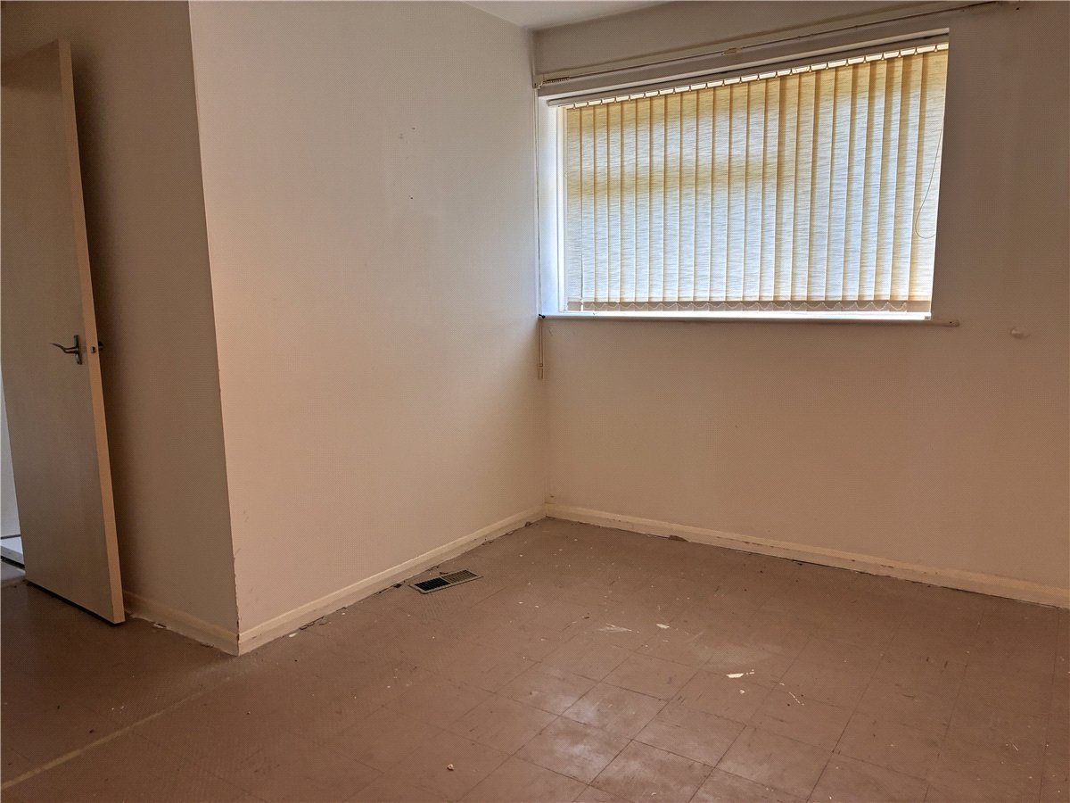 2 bedroom Bungalow, The Beeches, Winterbourne Monkton, SN4 - Available, Image 8