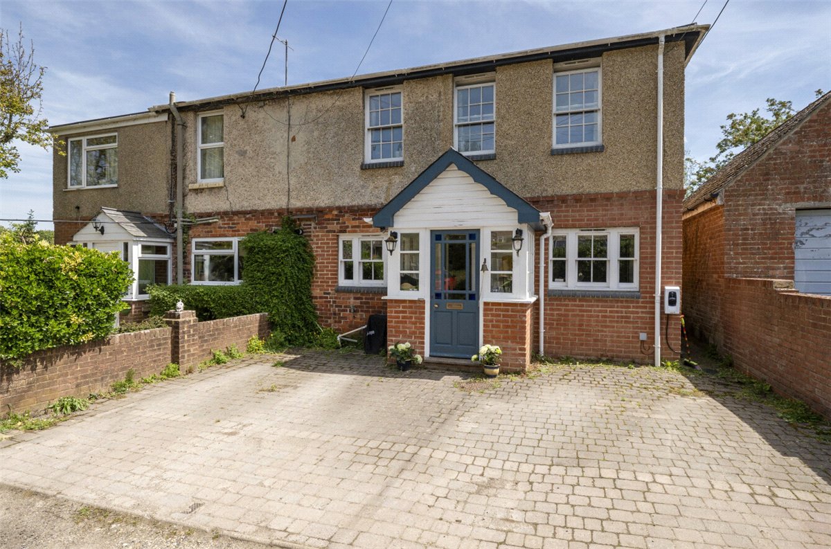 4 bedroom House, School Lane, Manton, SN8 - Available